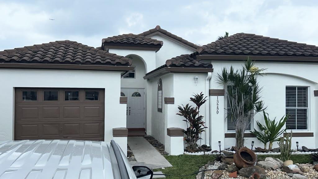 Interior & Exterior Paint